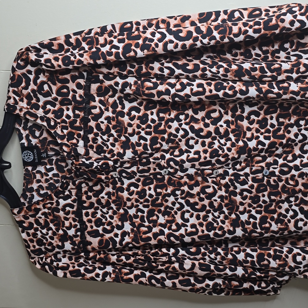 Leopard Print Women's Top Bobeau - Picture 2 of 4